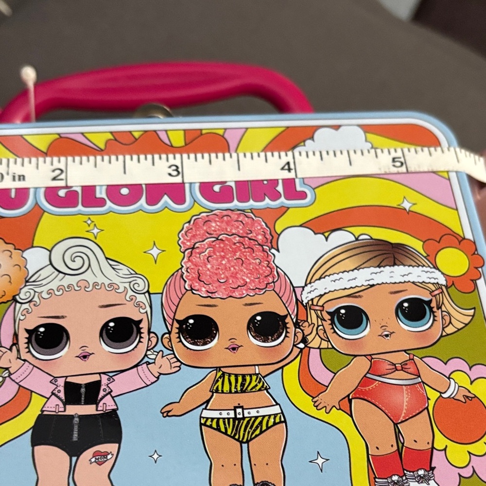 L.O.L. Surprise! Rainbow Girl Lunch Box - Pink and Blue - Picture 6 of 7